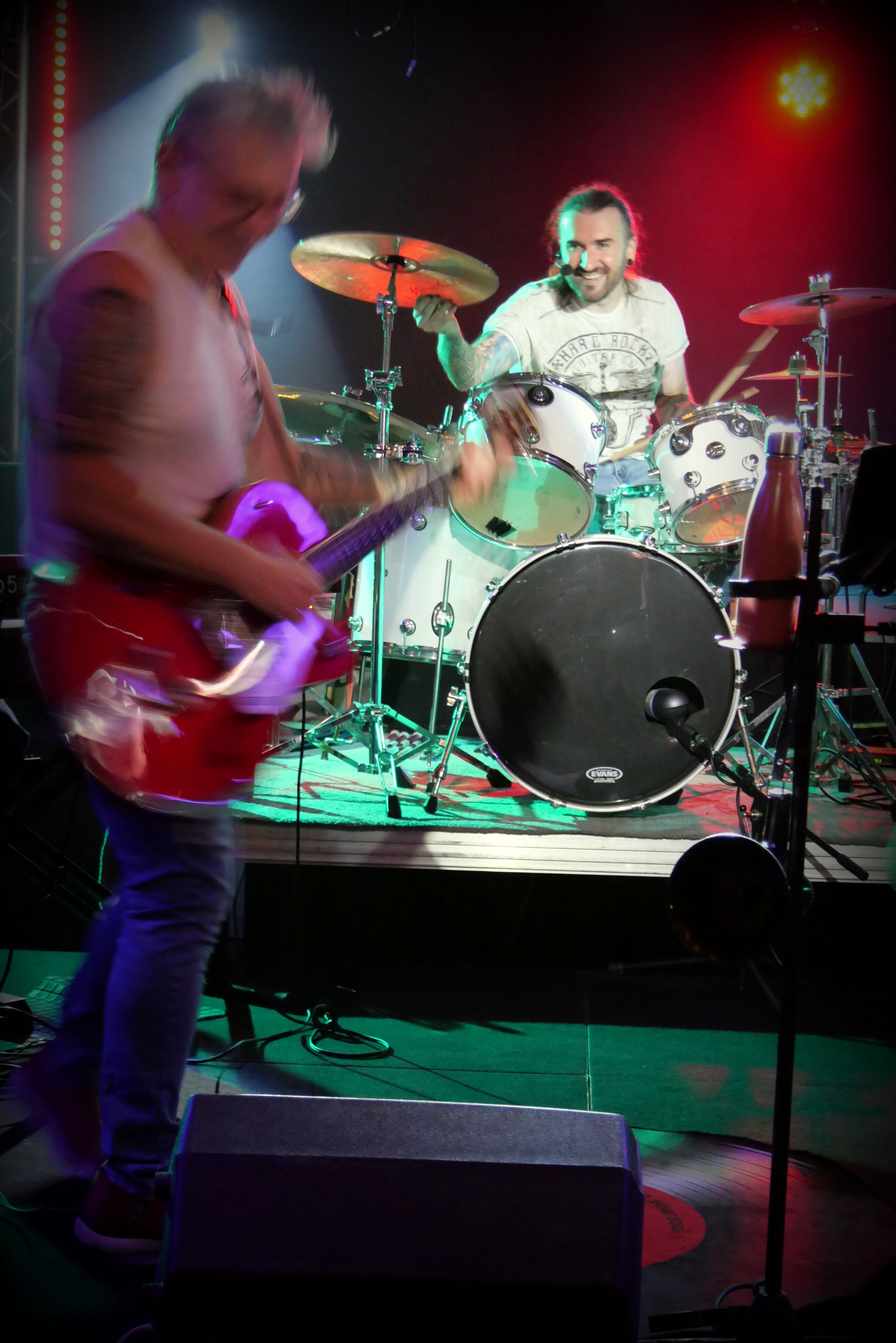 Sneaky Freaks live